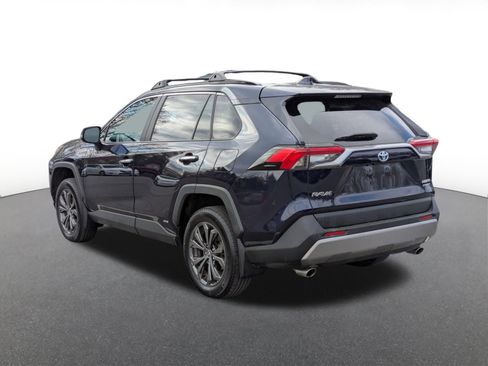 Used 2023 Toyota RAV4 Limited AWD/4WD image 4