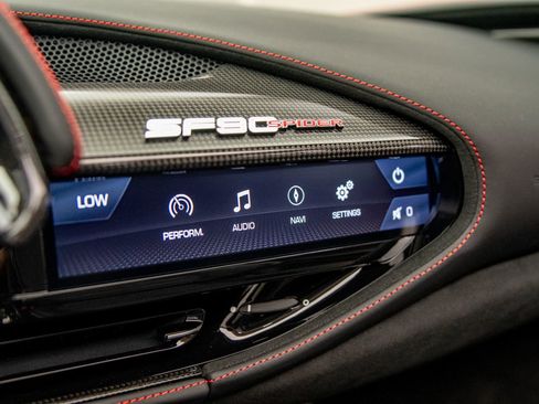 Used 2022 Ferrari SF90 Spider AWD/4WD image 39