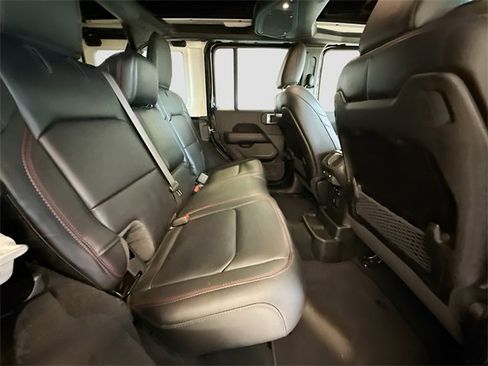 Used 2024 Jeep Wrangler Unlimited Rubicon image 23
