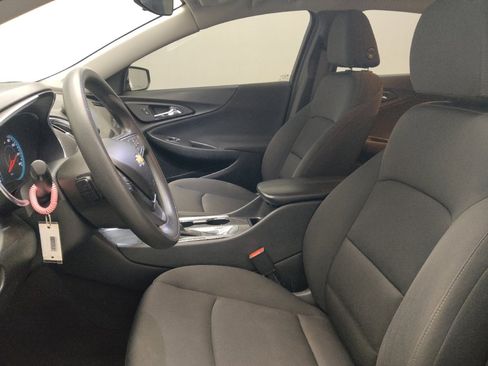 Used 2020 Chevrolet Malibu LT FWD image 17
