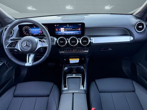 New 2026 Mercedes-Benz GLB 250 image 12