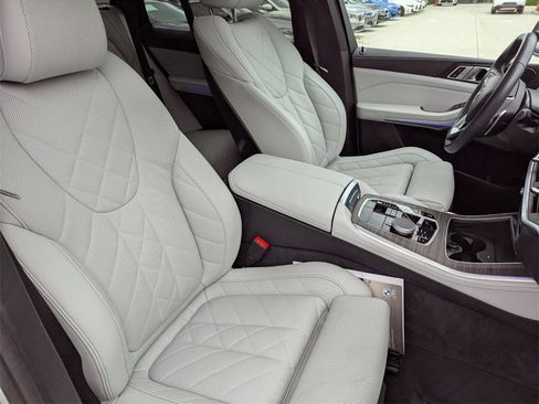 Certified 2024 BMW X5 sDrive40i w/ Premium Package image 24