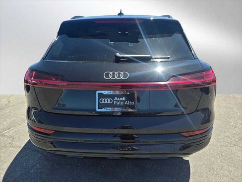 Used 2024 Audi Q8 e-tron Prestige w/ Prestige Package AWD/4WD image 4
