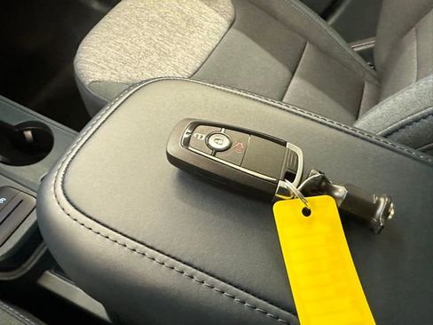 New 2026 Ford Maverick XLT image 28