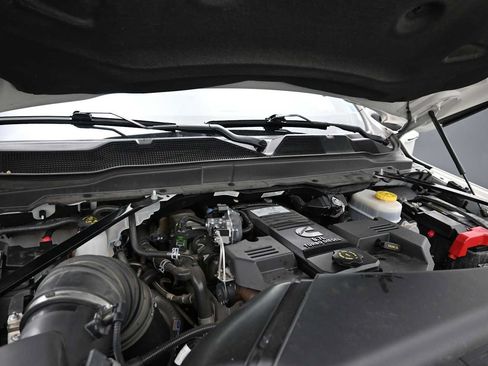 Used 2020 RAM 2500 Limited AWD/4WD image 20