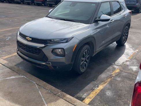 Used 2023 Chevrolet TrailBlazer ACTIV w/ Convenience Package image 1