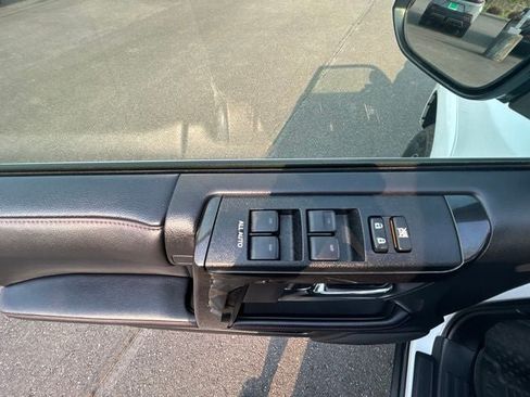 Used 2024 Toyota 4Runner TRD Off-Road Premium w/ Off Road Premium Plus Package AWD/4WD image 20