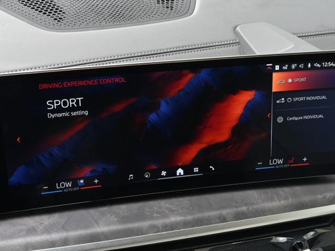 Certified 2025 BMW X7 xDrive40i w/ Executive Package image 35