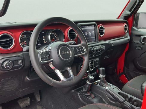 Used 2023 Jeep Gladiator Rubicon AWD/4WD image 27