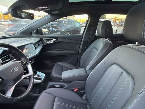 Used 2024 Audi Q4 e-tron Premium Plus w/ Premium Plus image 13