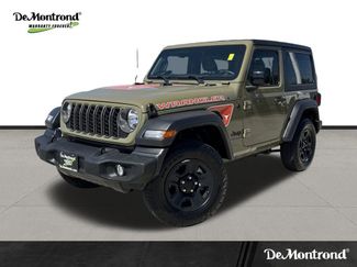 Used 2025 Jeep Wrangler Sport video 1