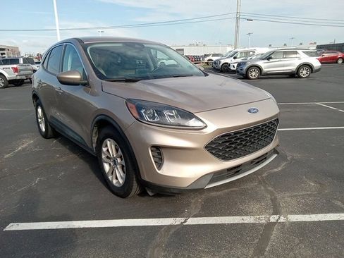 Used 2021 Ford Escape SE w/ Convenience Package image 1