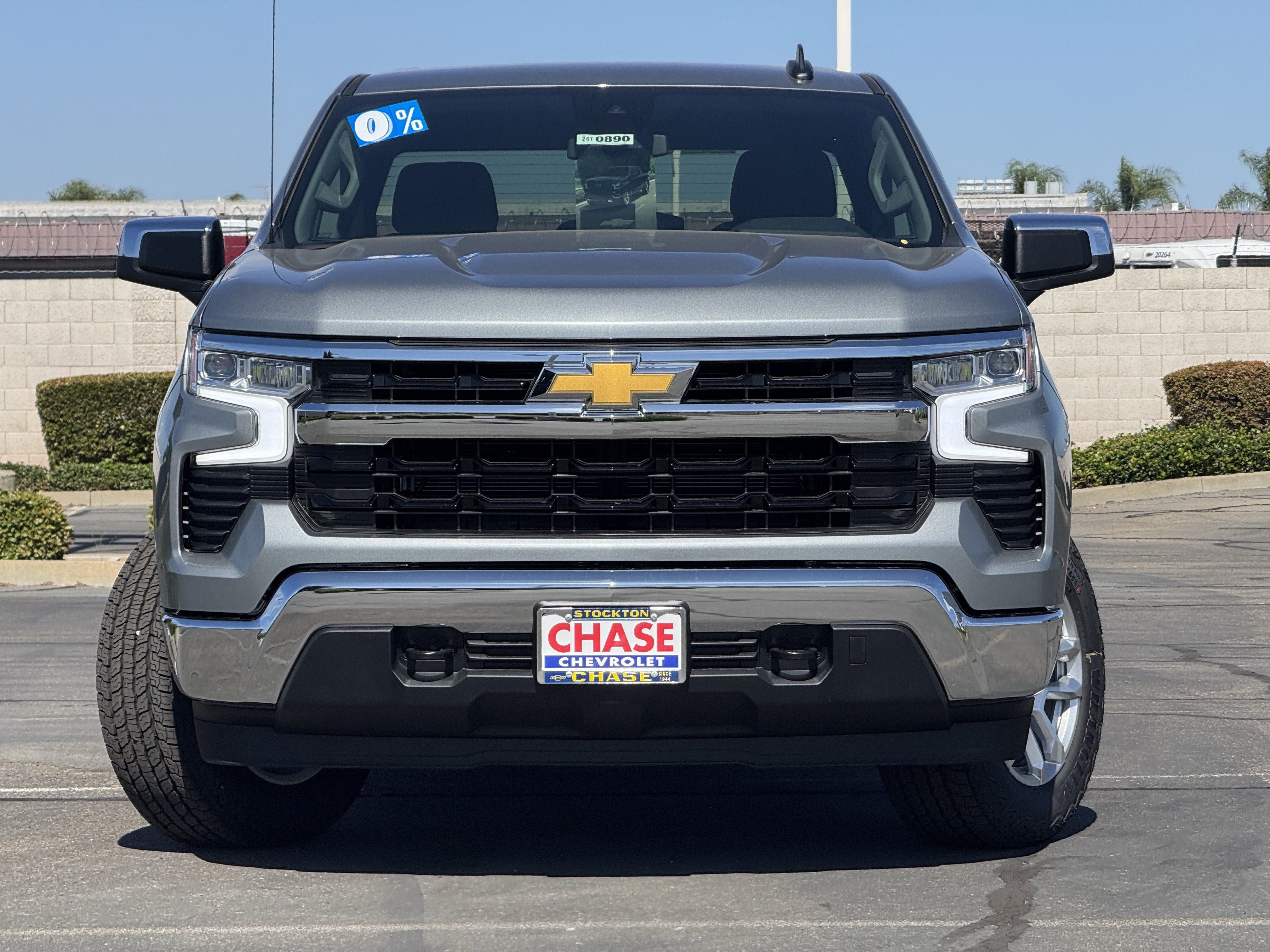New 2026 Chevrolet Silverado 1500 LT w/ Z71 Off-Road Package AWD/4WD image 2