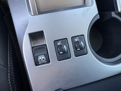 Used 2024 Toyota 4Runner SR5 Premium w/ Moonroof Package image 29