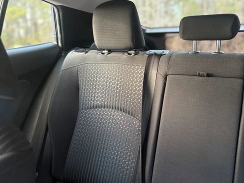 Used 2018 Toyota Prius Three FWD image 11