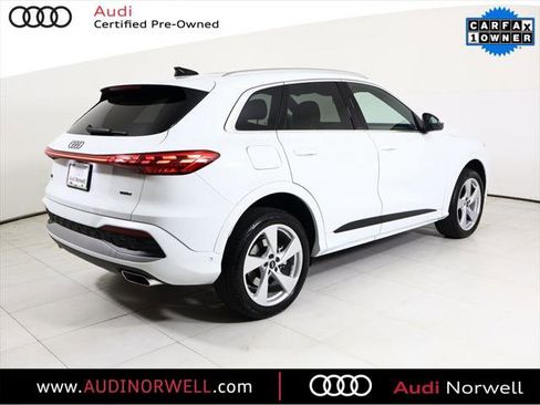 Certified 2025 Audi Q5 Premium Plus w/ Premium Plus image 18