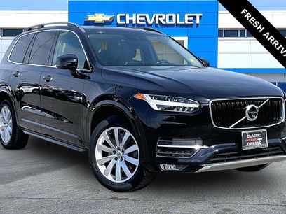 Used 2016 Volvo XC90 T6 Momentum w/ Momentum Plus Package