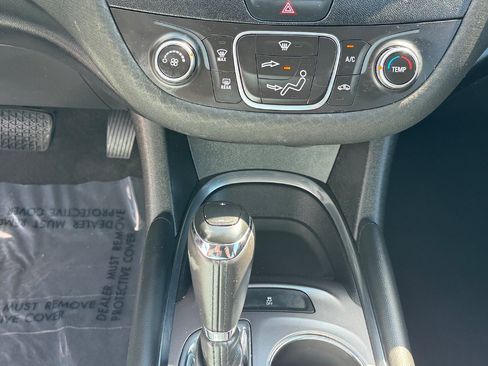 Used 2018 Chevrolet Malibu LT FWD image 26