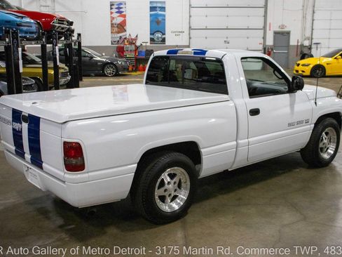 Used 1998 Dodge Ram 1500 Truck 2WD Regular Cab image 7