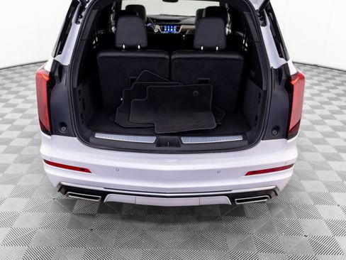 Certified 2025 Cadillac XT6 Premium Luxury w/ Platinum Package AWD/4WD image 30