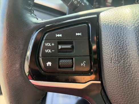 Used 2025 Honda Odyssey EX-L image 30