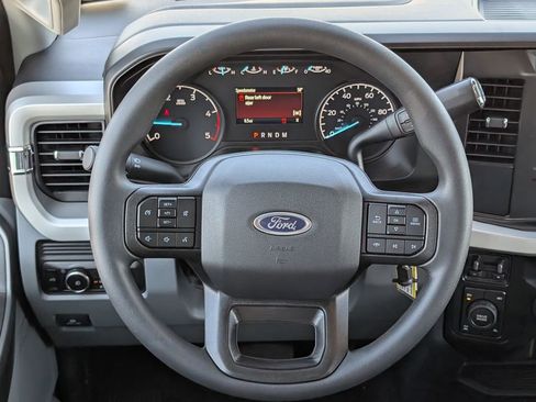 New 2026 Ford F250 XLT w/ FX4 Off-Road Package image 9