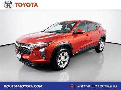 Used 2024 Chevrolet Trax LS w/ LS Convenience Package