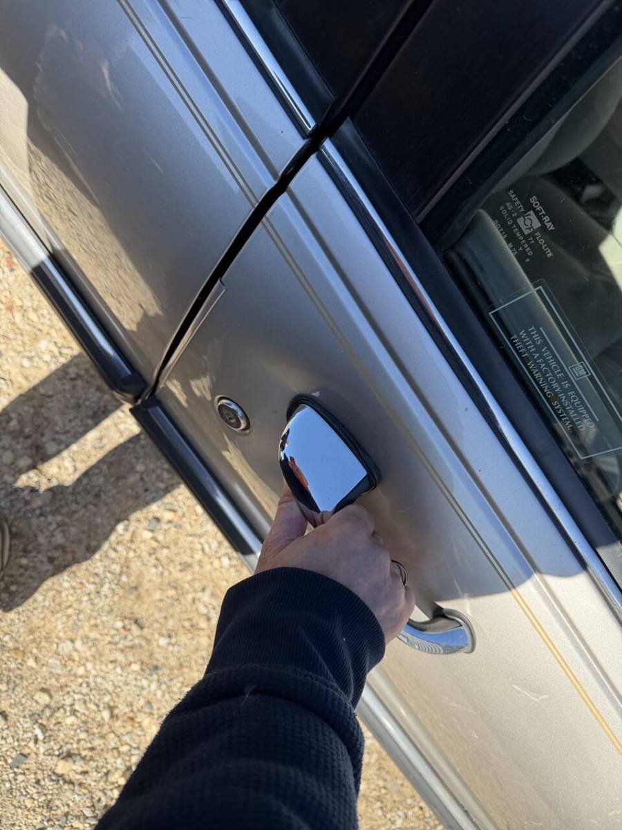 Used 1996 Buick Le Sabre Limited FWD image 28
