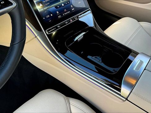Certified 2022 Mercedes-Benz C 300 4MATIC Sedan image 14