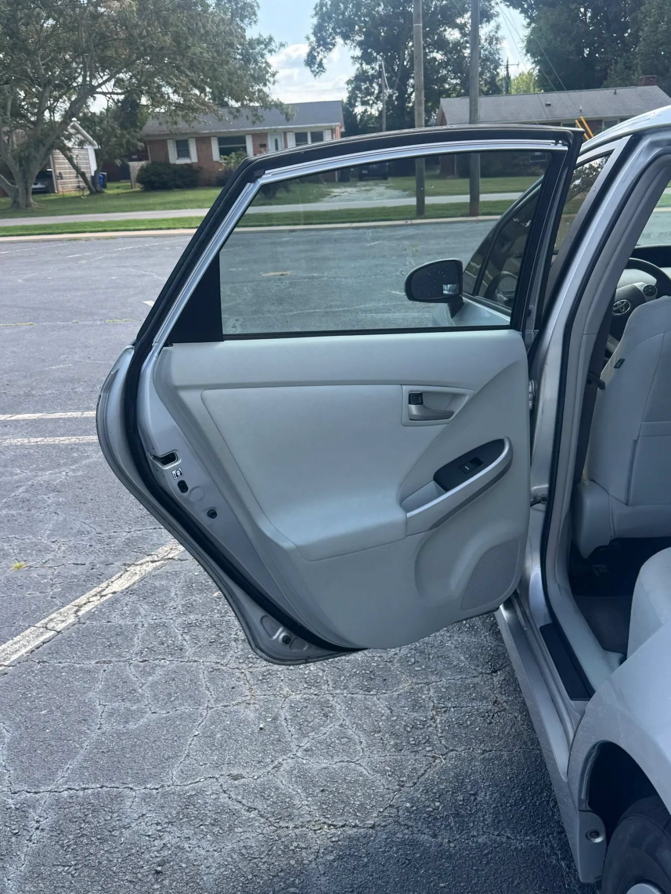 Used 2012 Toyota Prius Two FWD image 18