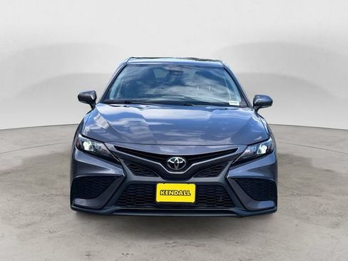 Used 2024 Toyota Camry SE FWD image 8
