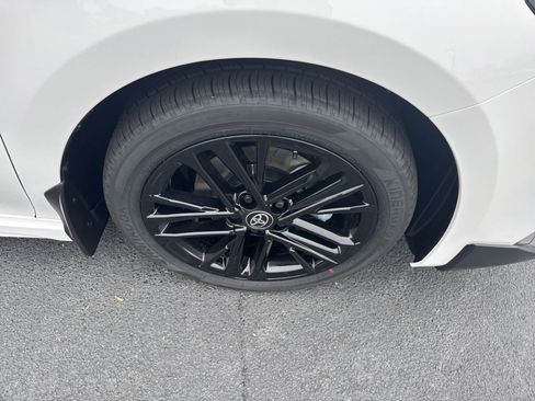 New 2025 Toyota Camry SE image 11