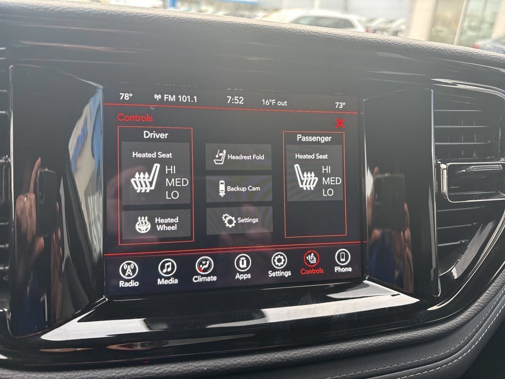 Used 2022 Dodge Durango GT AWD/4WD image 35