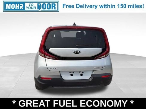 Used 2021 Kia Soul S FWD image 4