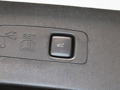 Used 2026 Lincoln Corsair Reserve image 14