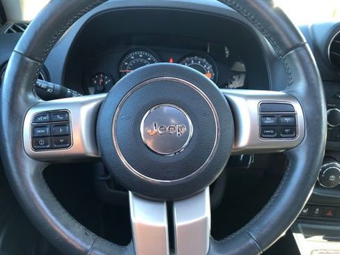 Used 2014 Jeep Patriot Latitude w/ Sun/Sound Group image 13