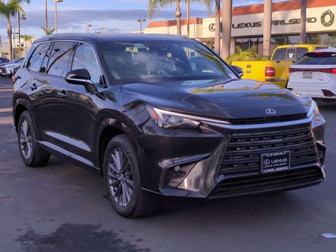 Used 2025 Lexus TX 350 FWD image 3