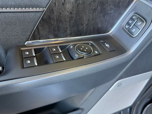 Used 2023 Ford F350 Lariat w/ Chrome Package AWD/4WD image 13