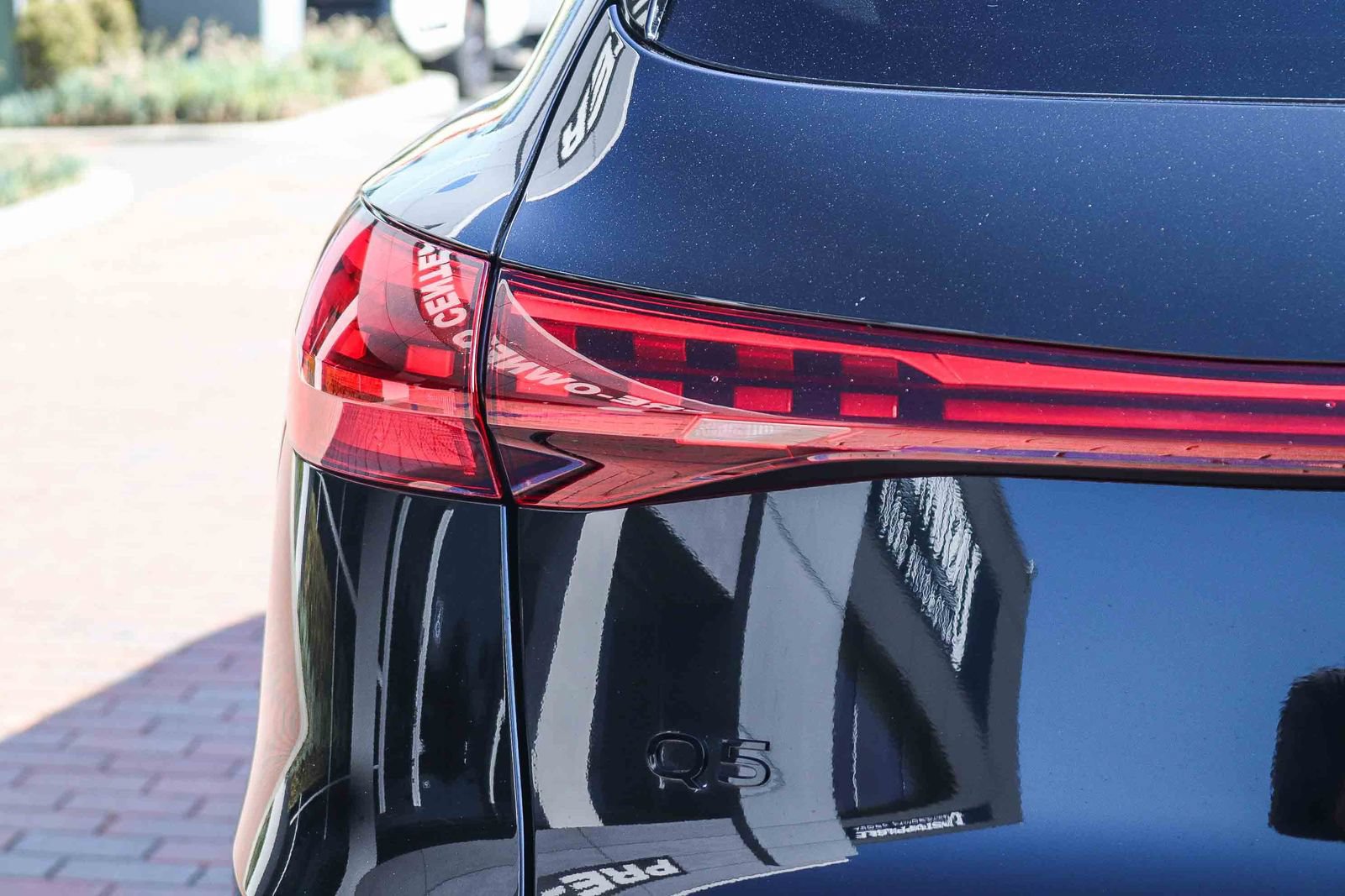 Certified 2025 Audi Q5 Premium Plus w/ Premium Plus AWD/4WD image 9