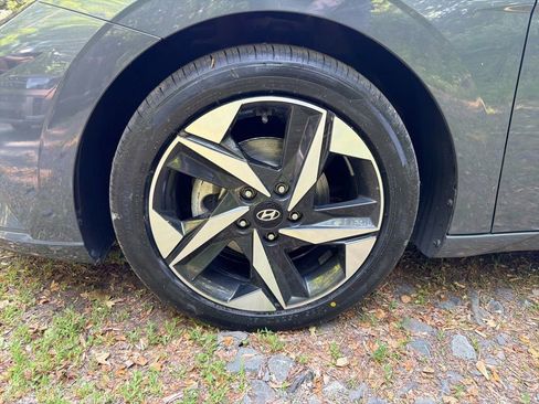 Certified 2023 Hyundai Elantra SEL w/ Convenience Package FWD image 5