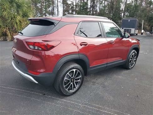 Certified 2024 Chevrolet TrailBlazer LT w/ Convenience Package image 6