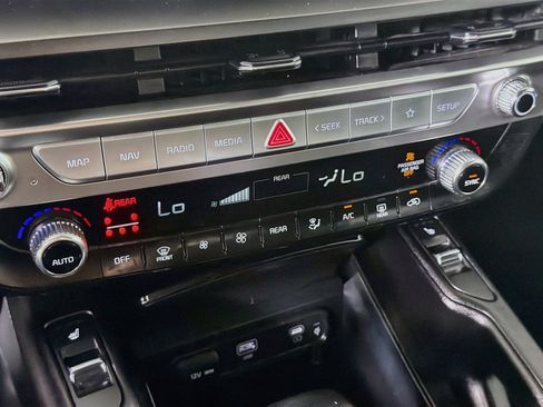 Used 2025 Kia Telluride S FWD image 24