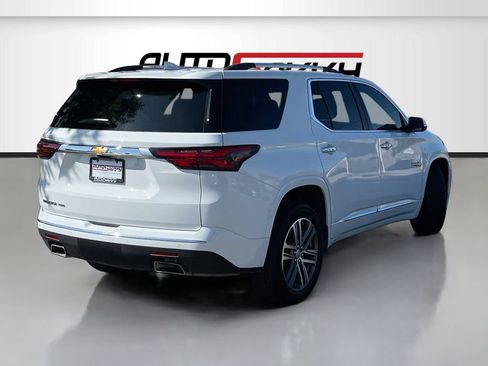 Used 2023 Chevrolet Traverse High Country AWD/4WD image 7