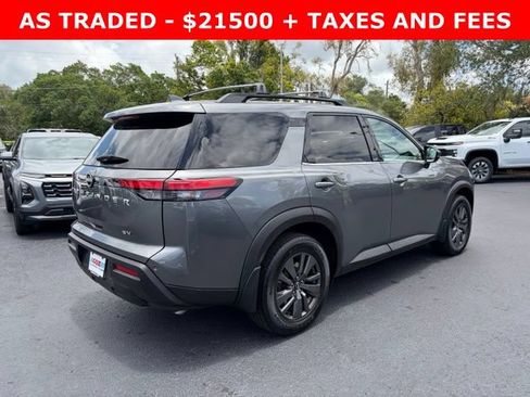 Used 2022 Nissan Pathfinder SV FWD image 6