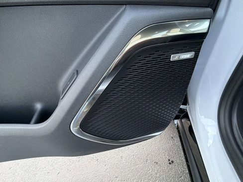 New 2026 Chevrolet Traverse High Country w/ LPO, Floor Liner Package image 11