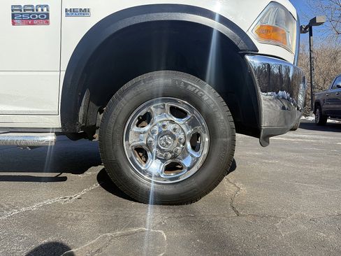 Used 2012 RAM 2500 ST w/ Chrome Appearance Group image 8