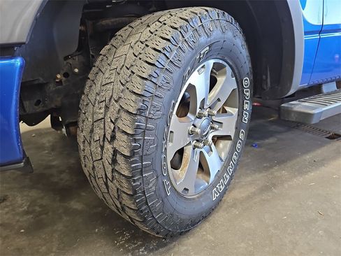 Used 2014 Ford F150 FX4 w/ Equipment Group 402A Luxury image 29