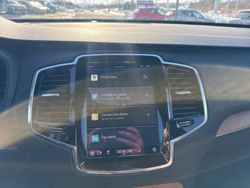 Used 2023 Volvo XC90 B5 Plus w/ Protection Package Premier image 13