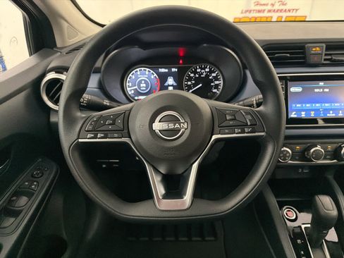 New 2025 Nissan Versa SV w/ Trunk Package image 18