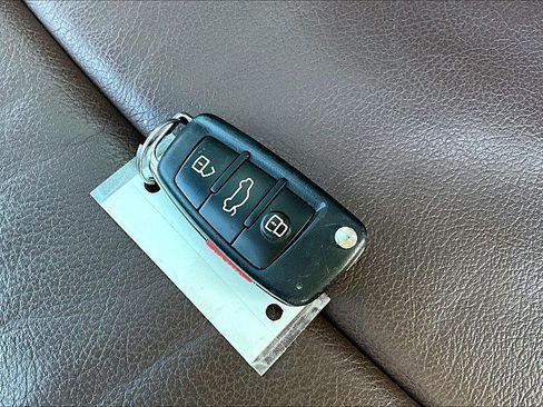 Used 2017 Audi Q3 2.0T Premium image 10